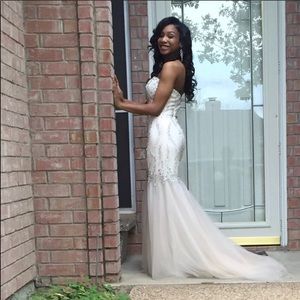 Gorgeous Mermaid Style Prom Dress